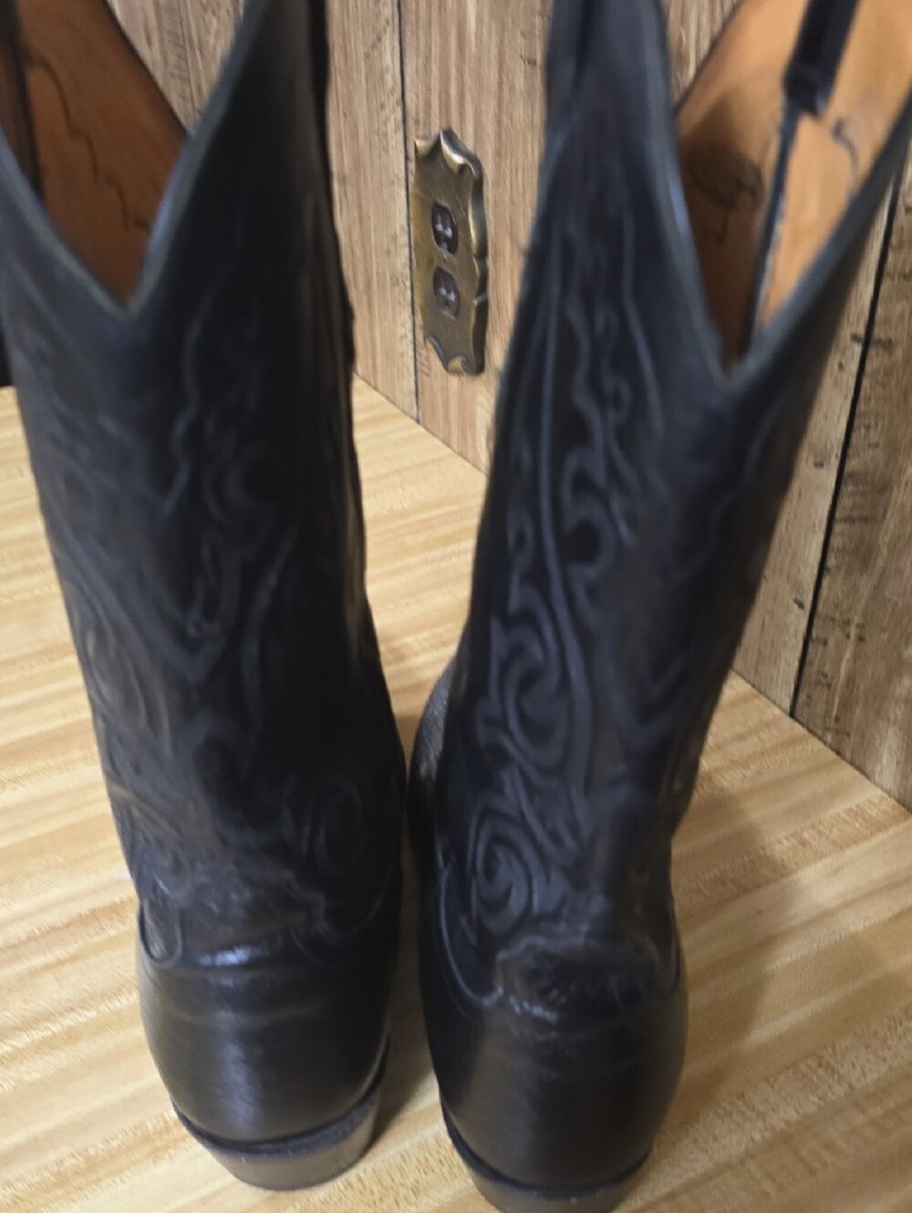 10 1/2  2E Lucchese Black Smooth Ostrich Cowboy Boots - Embroidered Shaft - Picture 9 of 15